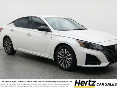 Used 2025 Nissan Altima 2.5 SV