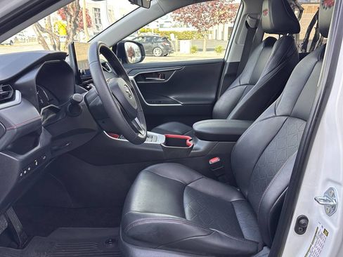 Used 2024 Toyota RAV4 TRD Off-Road w/ Weather Package AWD/4WD image 17