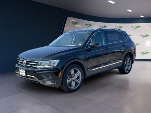 Used 2021 Volkswagen Tiguan SEL AWD/4WD image 3