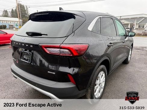 Used 2023 Ford Escape Active AWD/4WD image 5