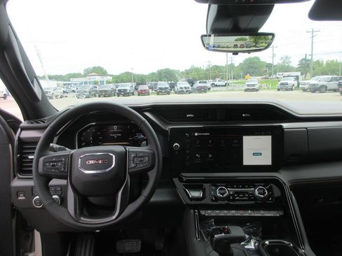 New 2026 GMC Sierra 1500 AT4 w/ AT4 Premium Package AWD/4WD image 18