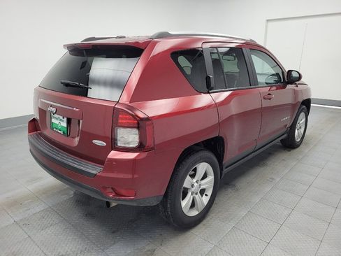 Used 2017 Jeep Compass Latitude AWD/4WD image 9