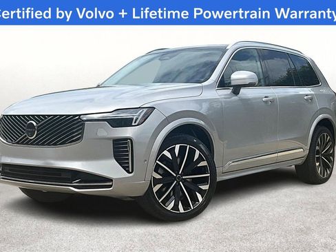 Used 2025 Volvo XC90 B6 Plus AWD/4WD image 16