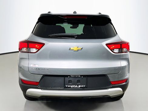 Used 2025 Chevrolet TrailBlazer LT FWD image 6