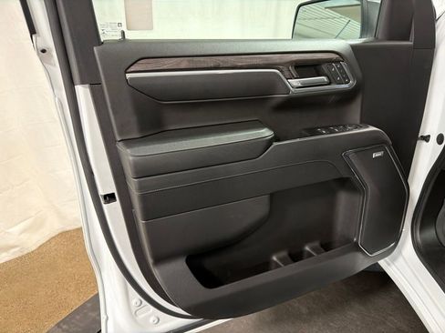 Certified 2023 Chevrolet Silverado 1500 LTZ w/ Technology Package AWD/4WD image 4
