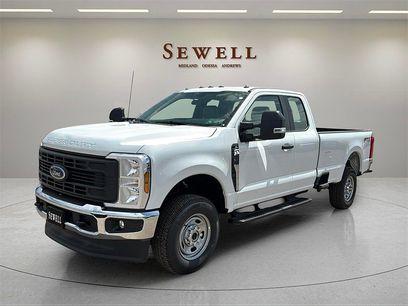 New 2025 Ford F250 XLT w/ FX4 Off-Road Package