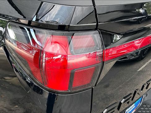 Used 2026 Hyundai Santa Cruz Limited AWD/4WD image 27