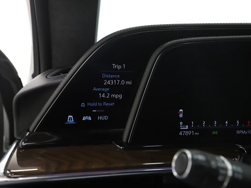 Used 2023 Cadillac Escalade ESV Sport Platinum w/ LPO, ONYX Package image 32