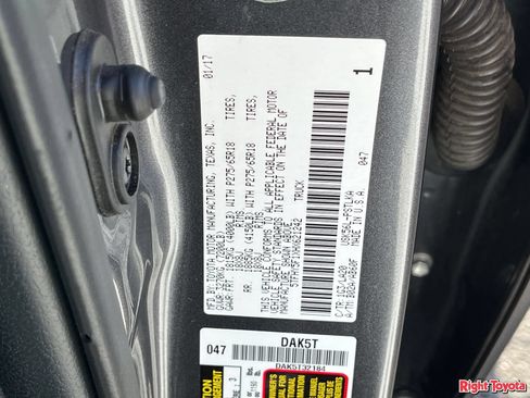 Used 2017 Toyota Tundra Limited w/ Limited Premium Package AWD/4WD image 33