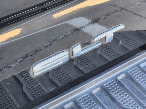 Used 2020 GMC Sierra 1500 SLT image 10