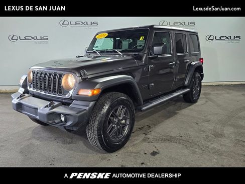 Used 2024 Jeep Wrangler Unlimited Sport AWD/4WD image 1
