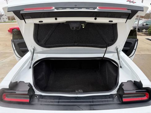 Used 2019 Dodge Challenger R/T w/ Plus Package image 34