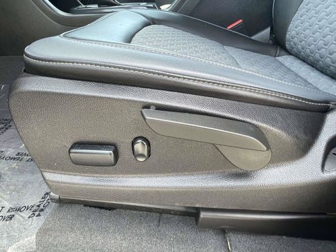 Used 2022 Chevrolet Colorado Z71 RWD image 17