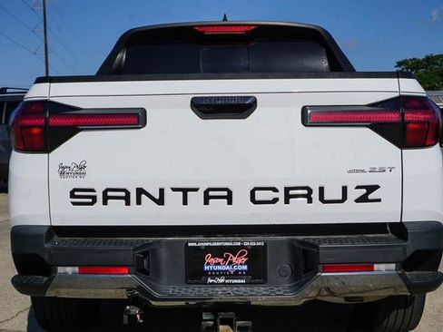 Used 2022 Hyundai Santa Cruz Limited AWD/4WD image 6