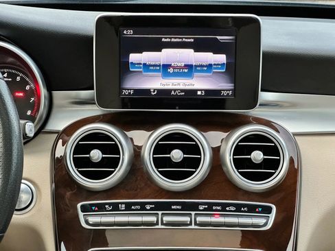 Used 2018 Mercedes-Benz C 300 4MATIC Sedan w/ Premium Package image 20