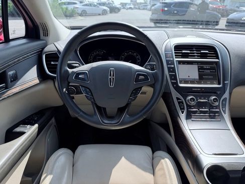Used 2016 Lincoln MKX Reserve w/ Enhanced Security Package AWD/4WD image 29
