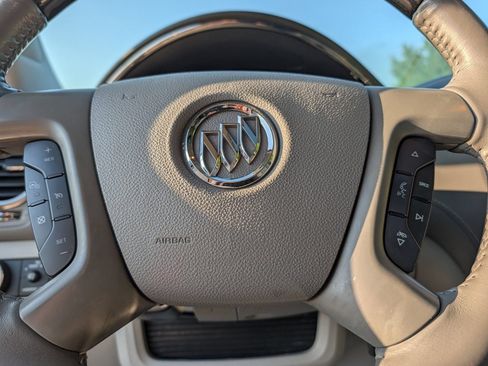 Used 2016 Buick Enclave Leather FWD image 26