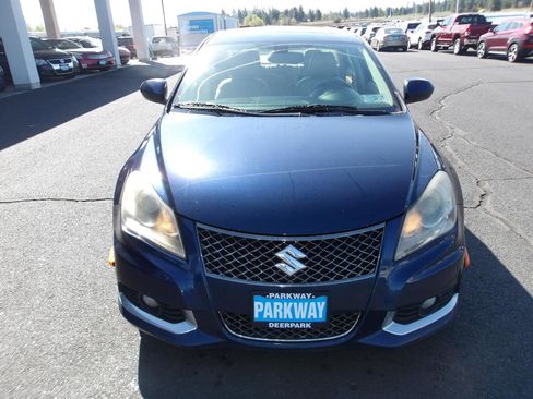 Used 2011 Suzuki Kizashi Sport SLS AWD/4WD image 8
