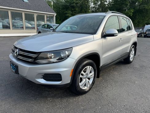 Used 2017 Volkswagen Tiguan S AWD/4WD image 3