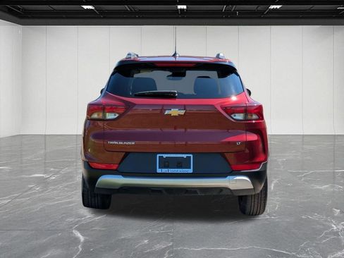 Used 2025 Chevrolet TrailBlazer LT FWD image 4