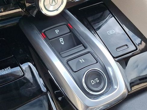 Used 2024 Acura MDX SH-AWD image 16