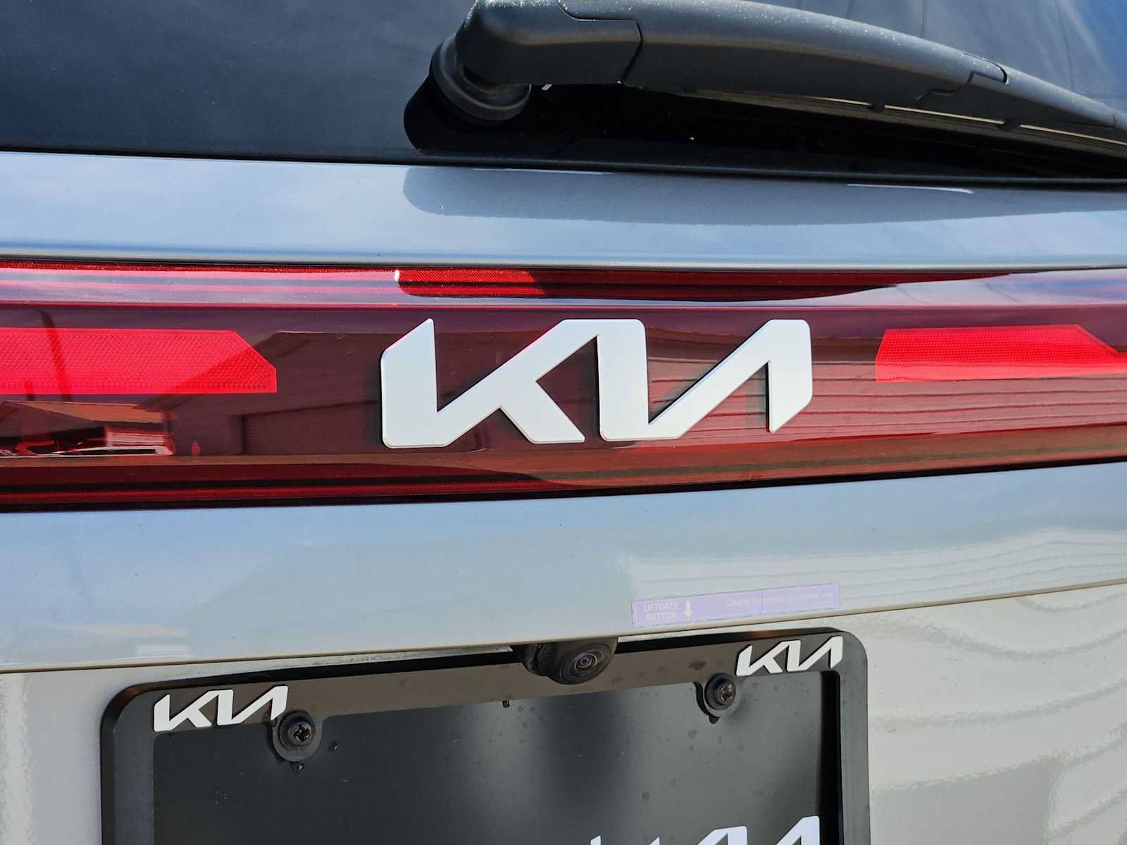 Used 2024 Kia Seltos EX FWD image 13