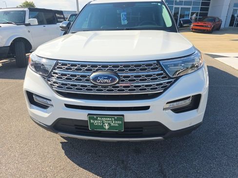 Used 2023 Ford Explorer Limited w/ Equipment Group 301A RWD image 6
