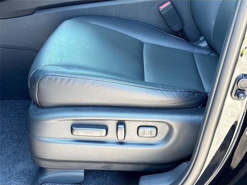 Certified 2025 Honda Ridgeline RTL image 22