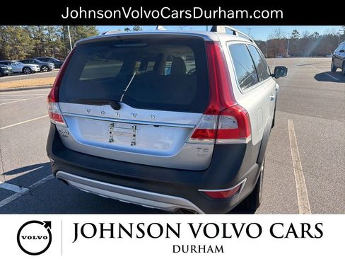 Used 2016 Volvo XC70 T5 Platinum w/ Protection Package image 22