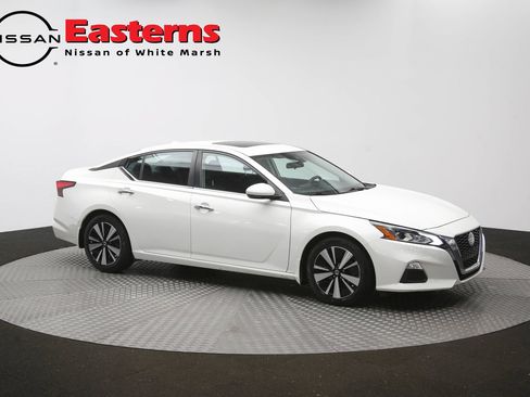 Used 2022 Nissan Altima 2.5 SV w/ SV Premium Package FWD image 47