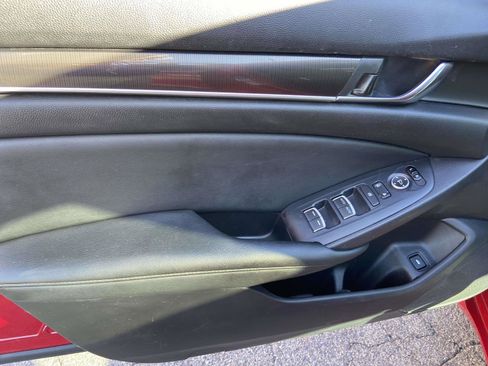 Used 2020 Honda Accord Sport image 7
