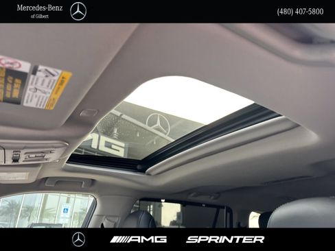 Used 2024 Toyota Highlander Limited image 16