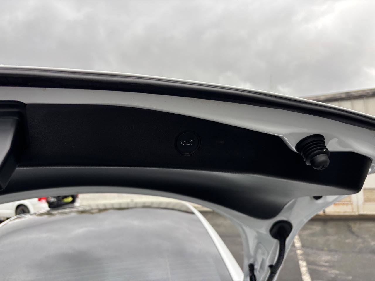 Used 2022 Tesla Model 3 Long Range AWD/4WD image 18