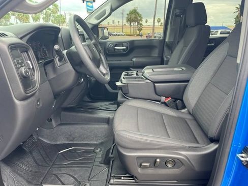 Used 2026 Chevrolet Silverado 1500 Custom w/ Turbomax Blackout Package RWD image 19
