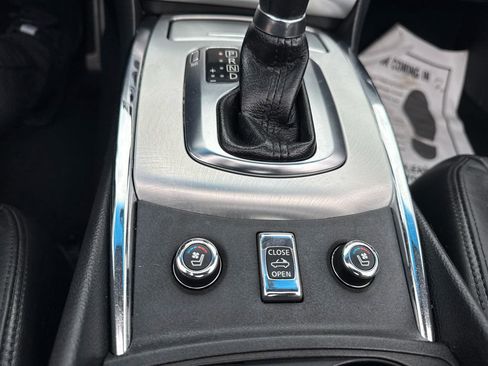 Used 2014 INFINITI Q60 Convertible w/ Premium Package image 38