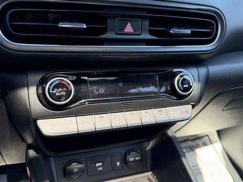 Certified 2023 Hyundai Kona SEL w/ Convenience Package AWD/4WD image 32