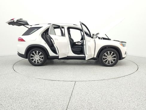 Certified 2024 Mercedes-Benz GLE 350 4MATIC image 4