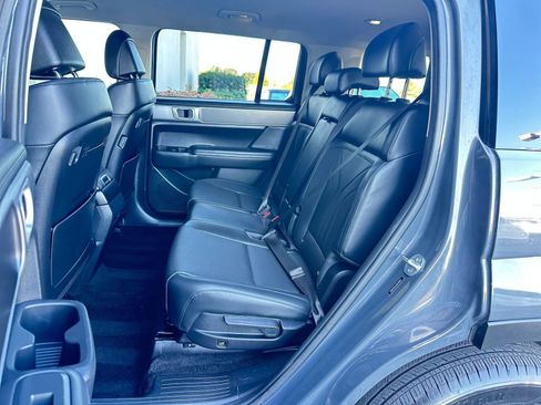 Used 2025 Hyundai Santa Fe SEL image 39