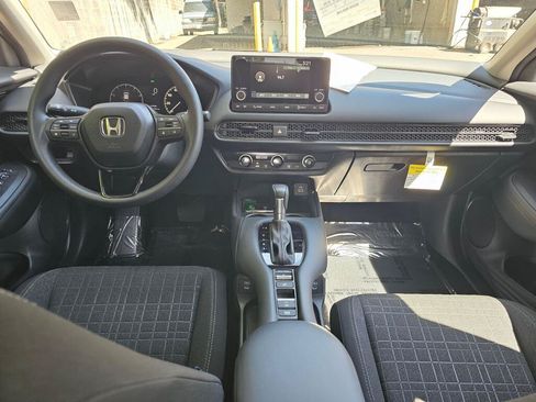Certified 2025 Honda HR-V LX image 22