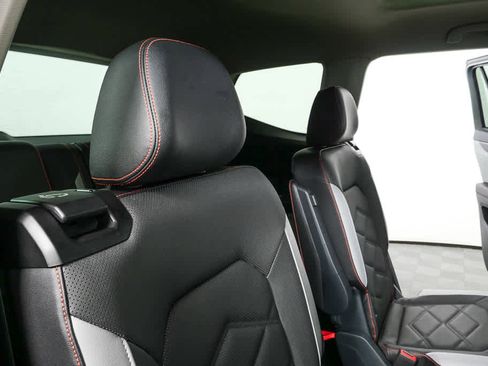 Certified 2025 Volkswagen Atlas Peak Edition SE image 22