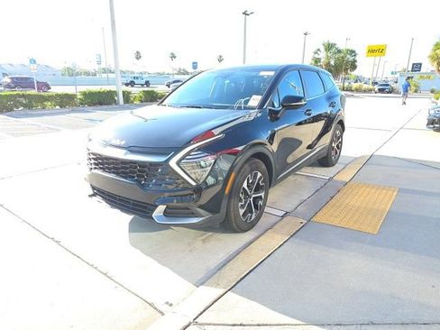 Used 2025 Kia Sportage EX image 8