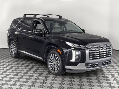Used 2023 Hyundai Palisade Calligraphy FWD image 7