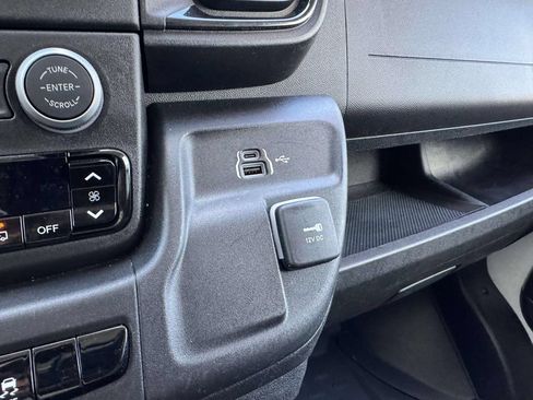 Used 2026 RAM ProMaster 2500 w/ Convenience Group FWD image 25