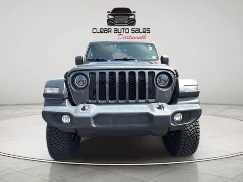 Used 2020 Jeep Gladiator Sport w/ Quick Order Package 24S AWD/4WD image 2