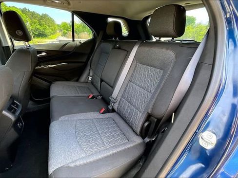 Used 2022 Chevrolet Equinox LT FWD image 19