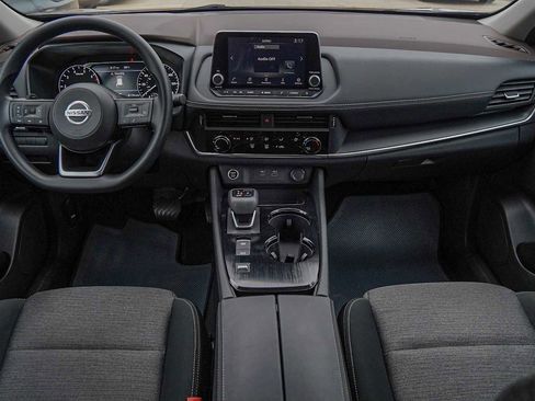 Used 2021 Nissan Rogue S image 25