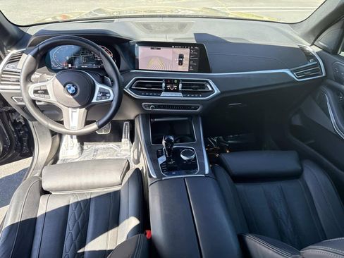 Certified 2023 BMW X5 xDrive40i w/ M Sport Package image 19