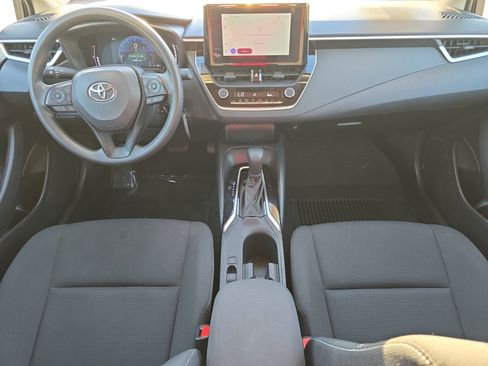 Used 2026 Toyota Corolla LE FWD image 12