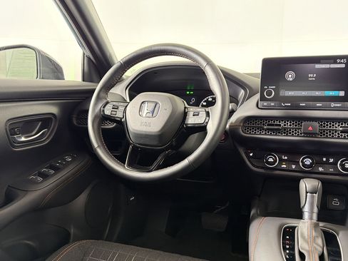 Used 2025 Honda HR-V Sport image 26