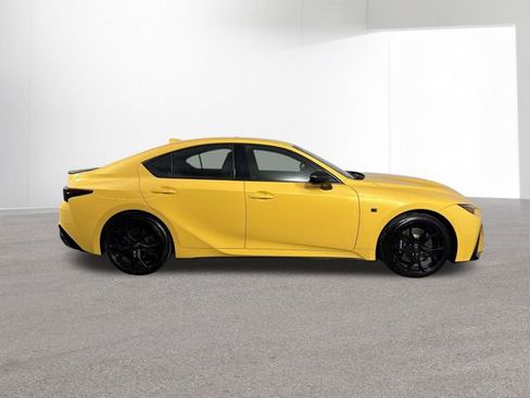 Certified 2025 Lexus IS 500 image 39